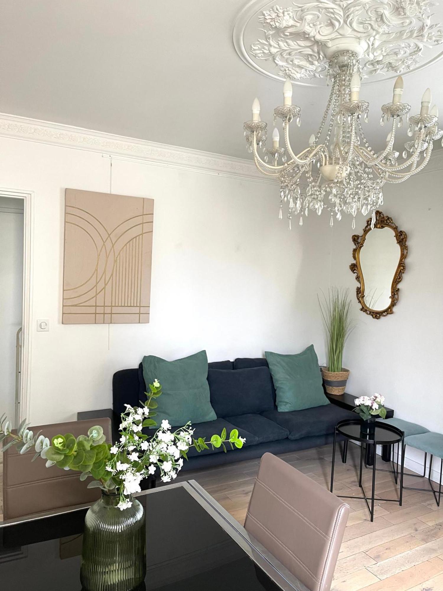 Tres Joli Appartement Mignon Confortable A Paris Villeneuve-La-Garenne Bagian luar foto